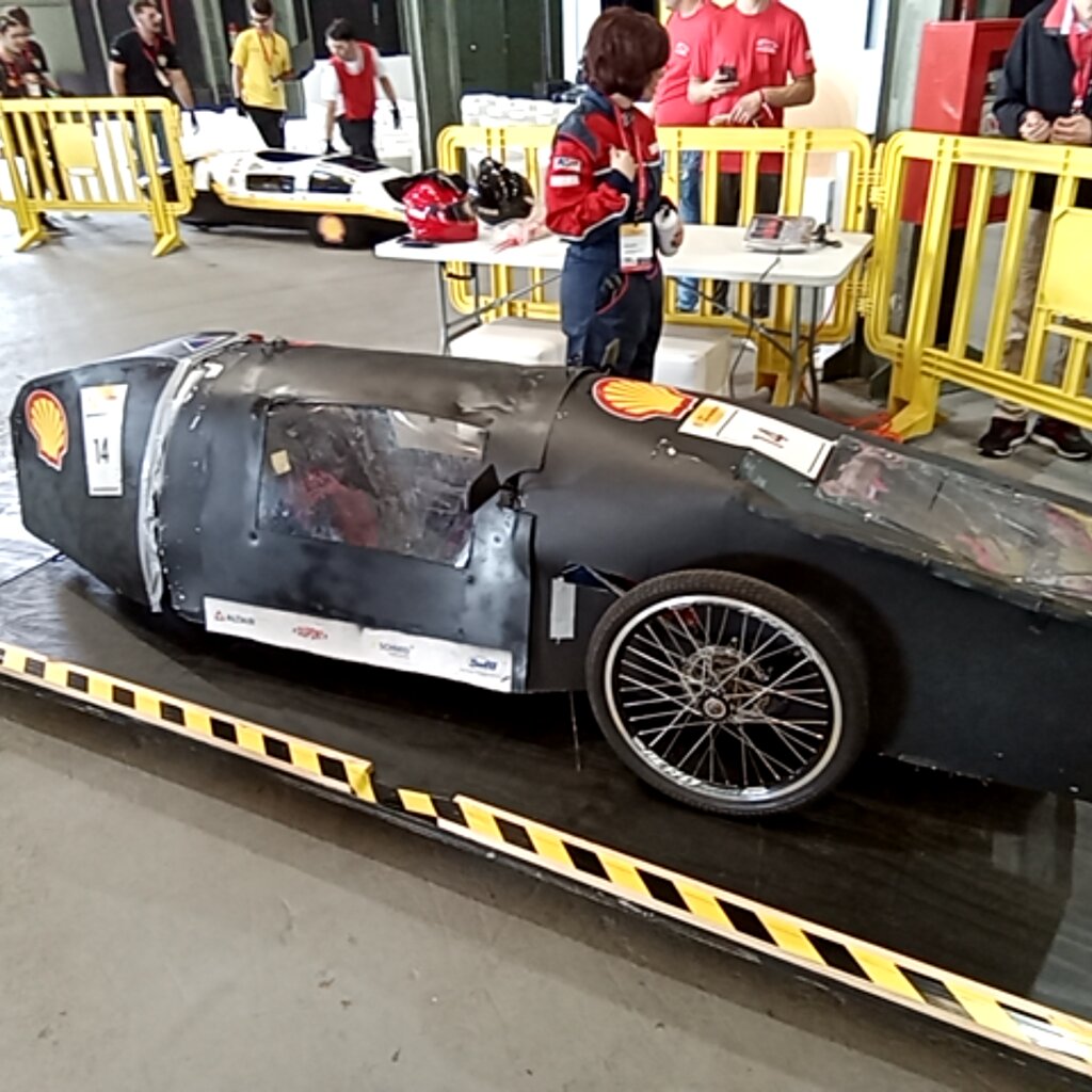 Vehicle photo