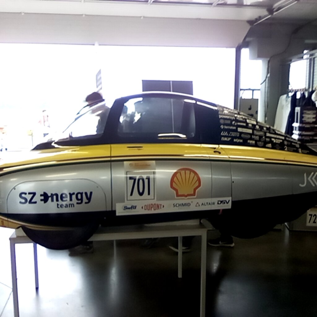 Vehicle photo