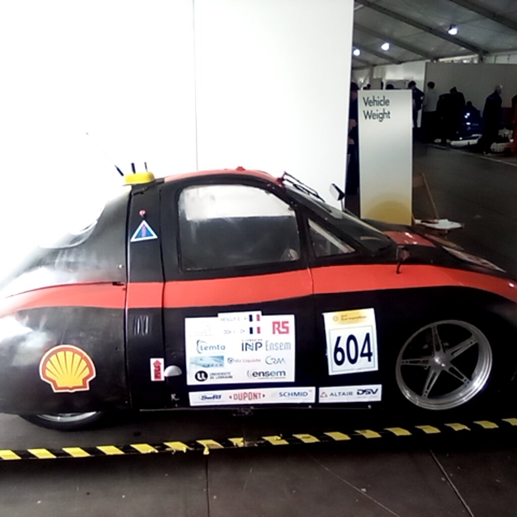 Vehicle photo