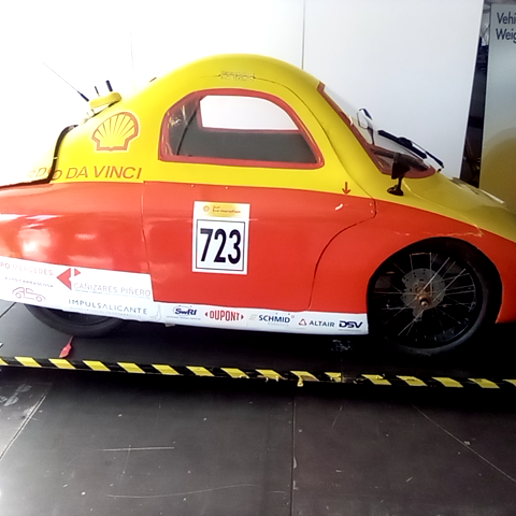 Vehicle photo