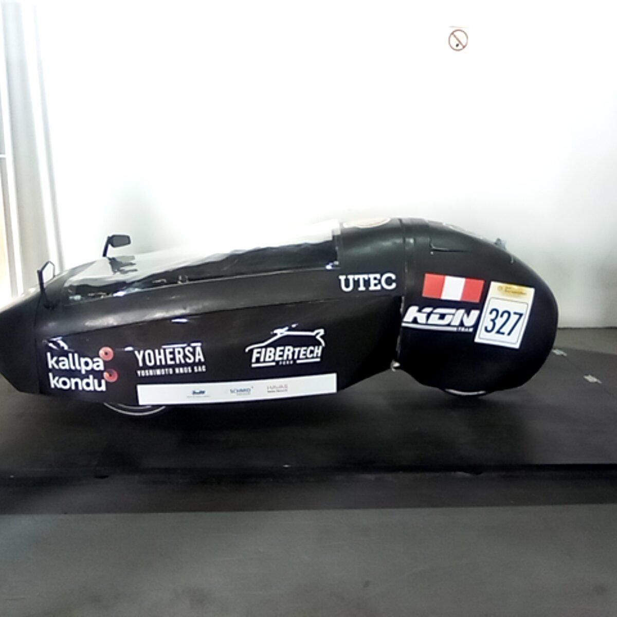 Vehicle photo