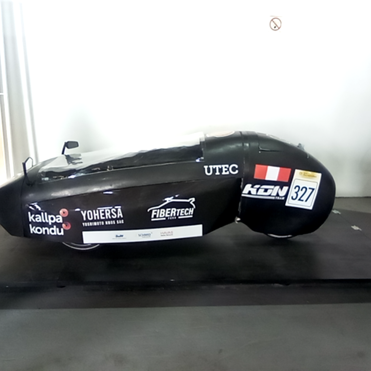 Vehicle photo