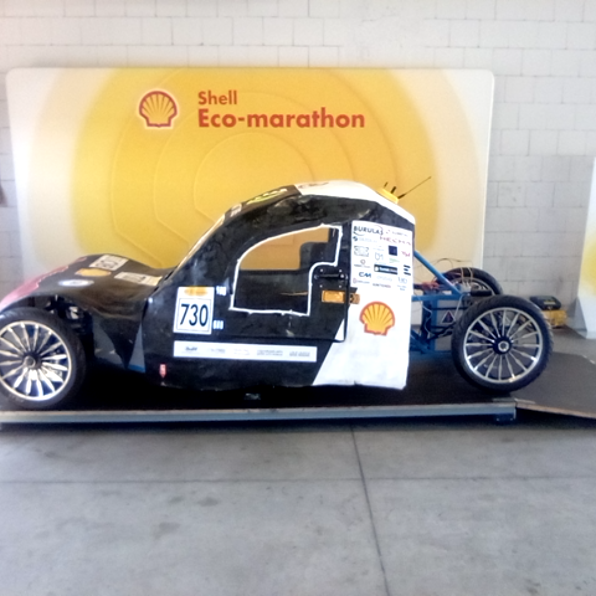 Vehicle photo