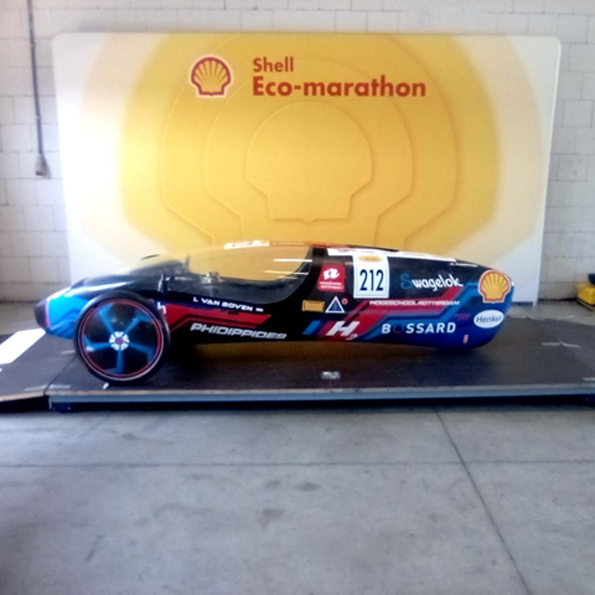 Vehicle photo