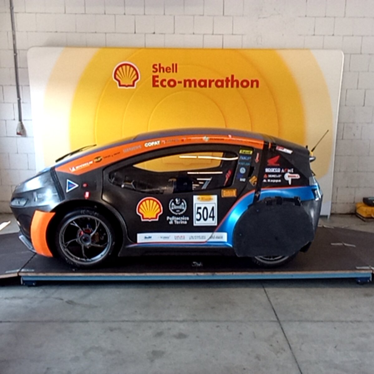 Vehicle photo