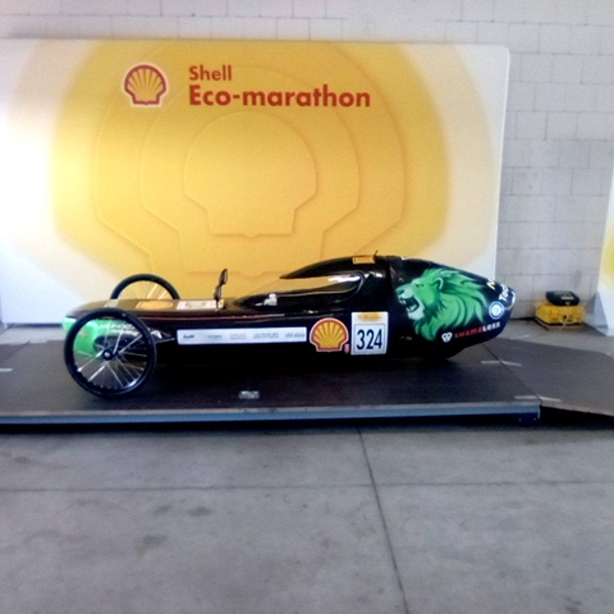 Vehicle photo