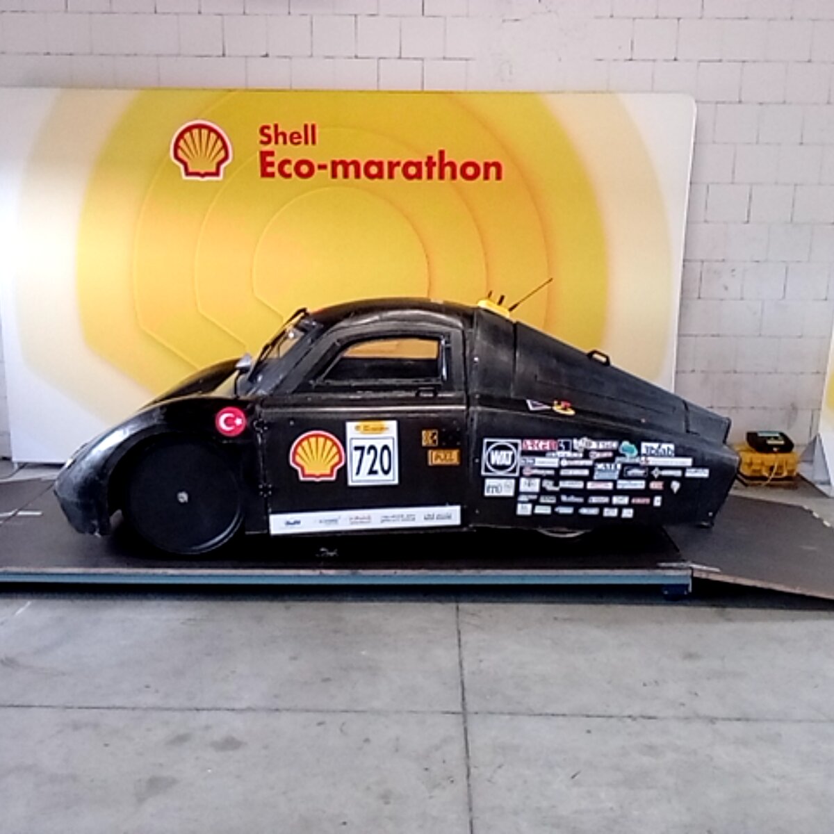 Vehicle photo