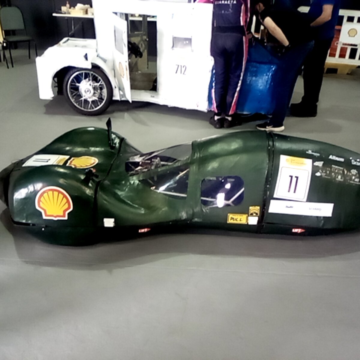 Vehicle photo