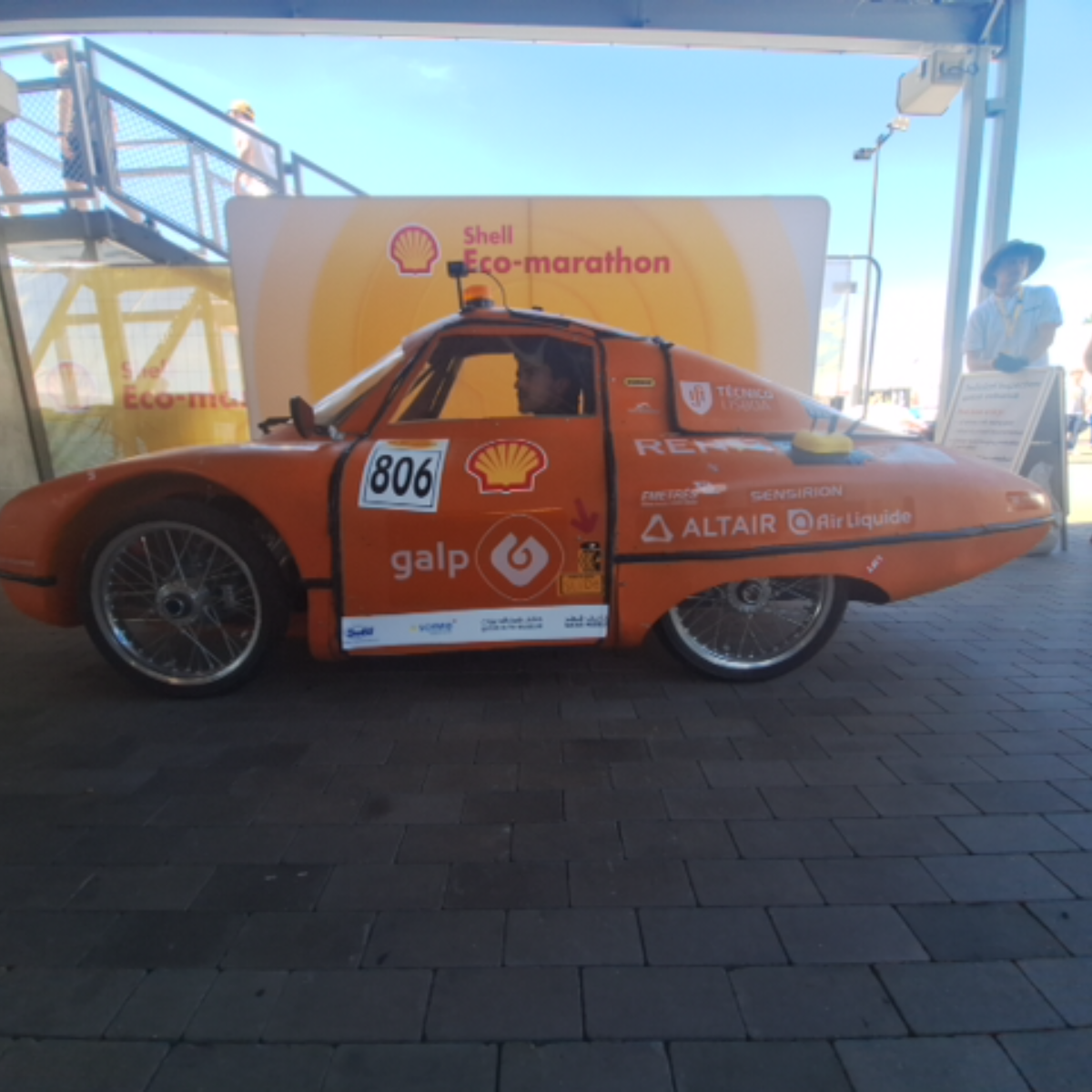 Vehicle photo
