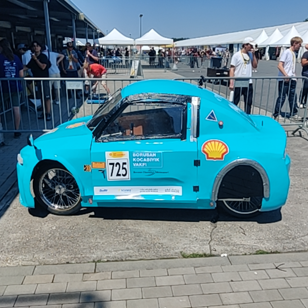 Vehicle photo