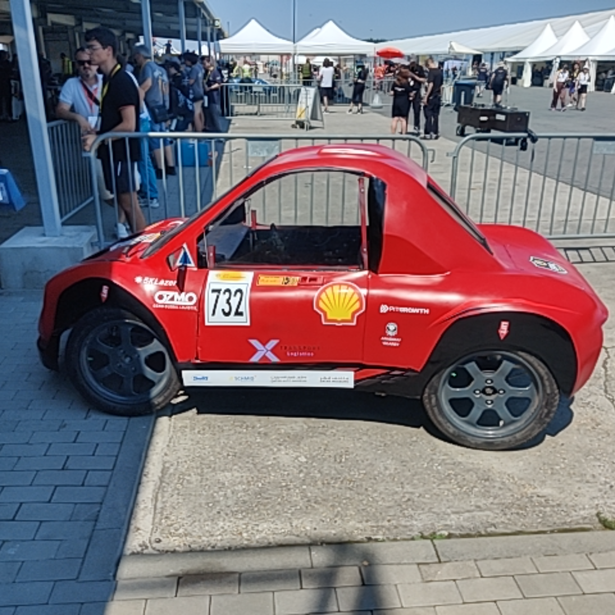Vehicle photo