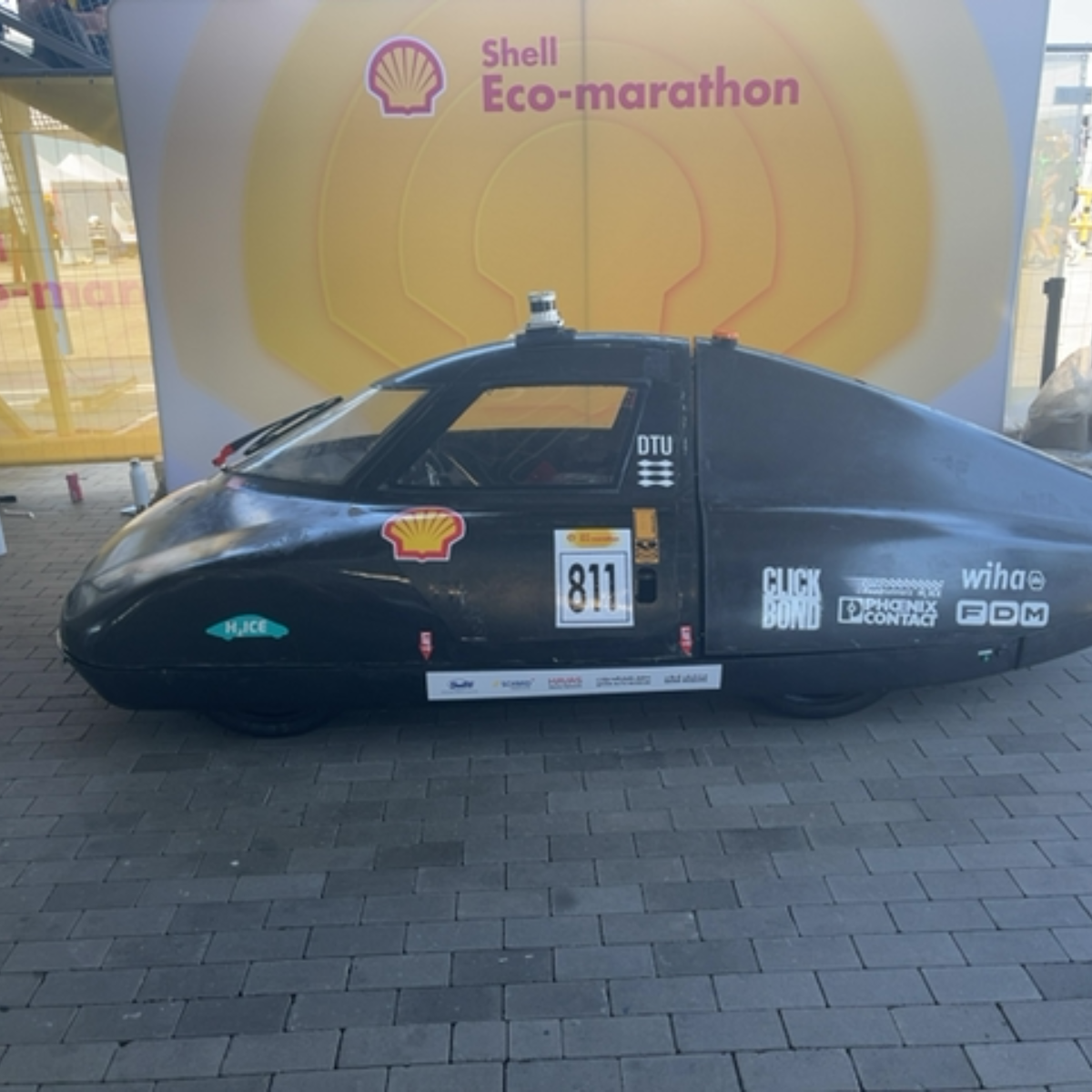 Vehicle photo