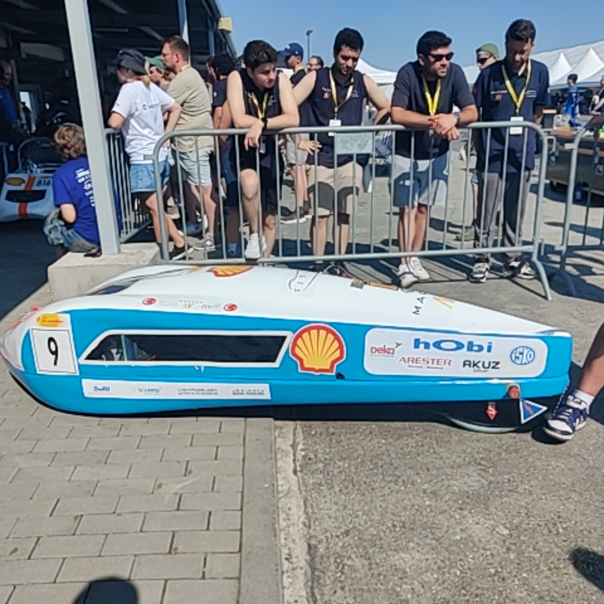 Vehicle photo