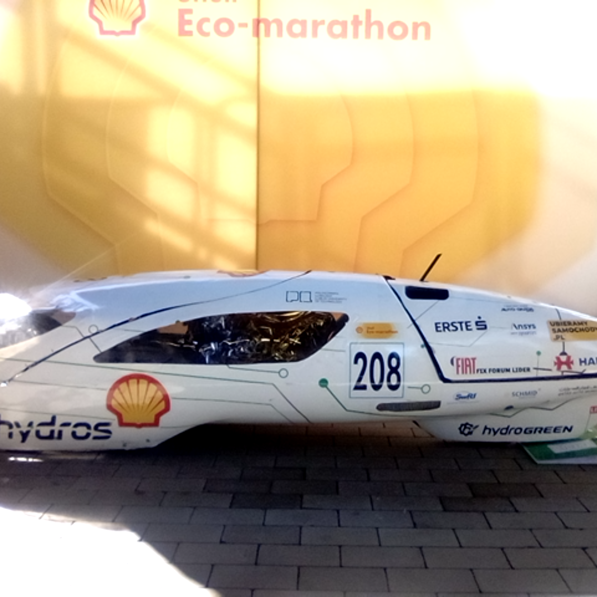 Vehicle photo