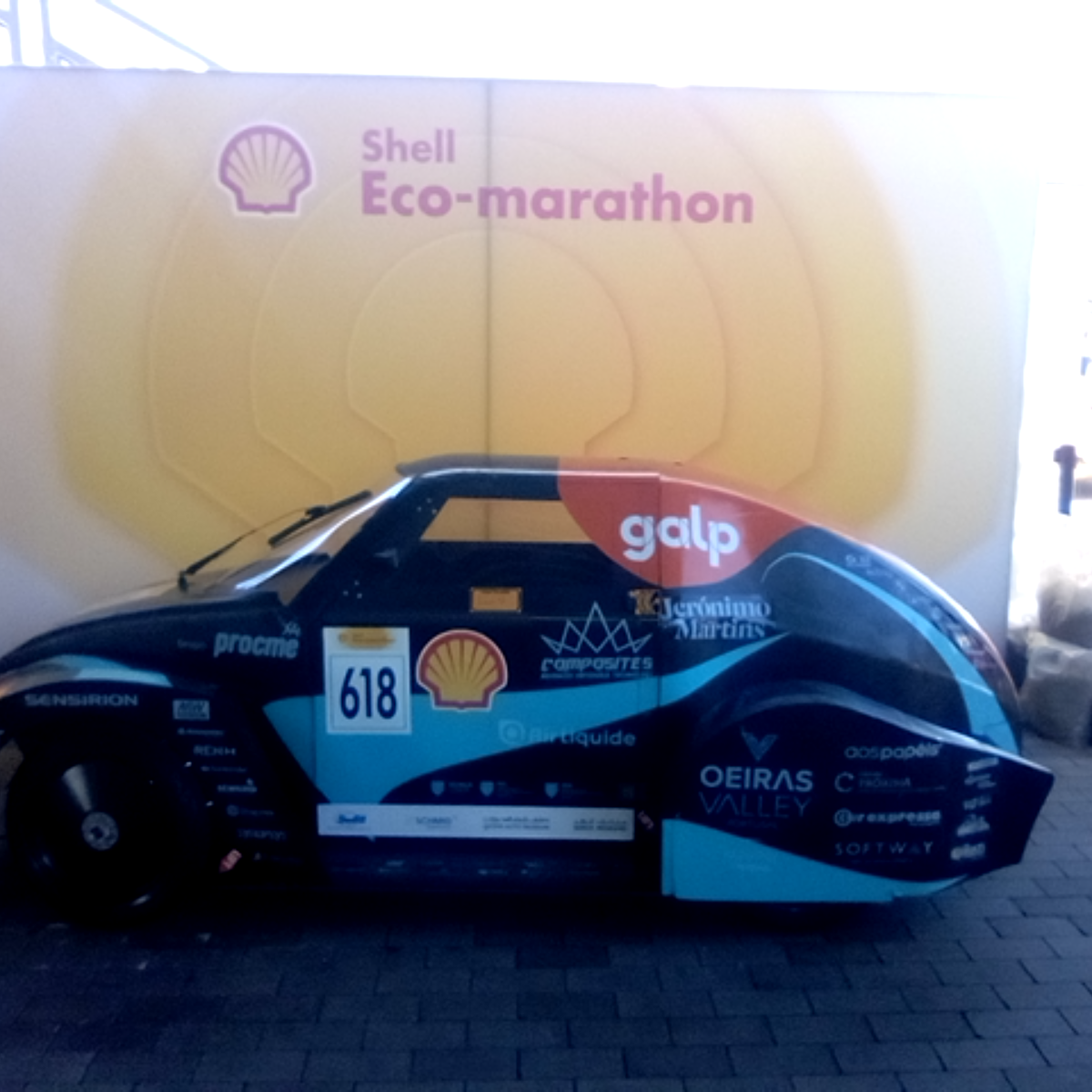Vehicle photo
