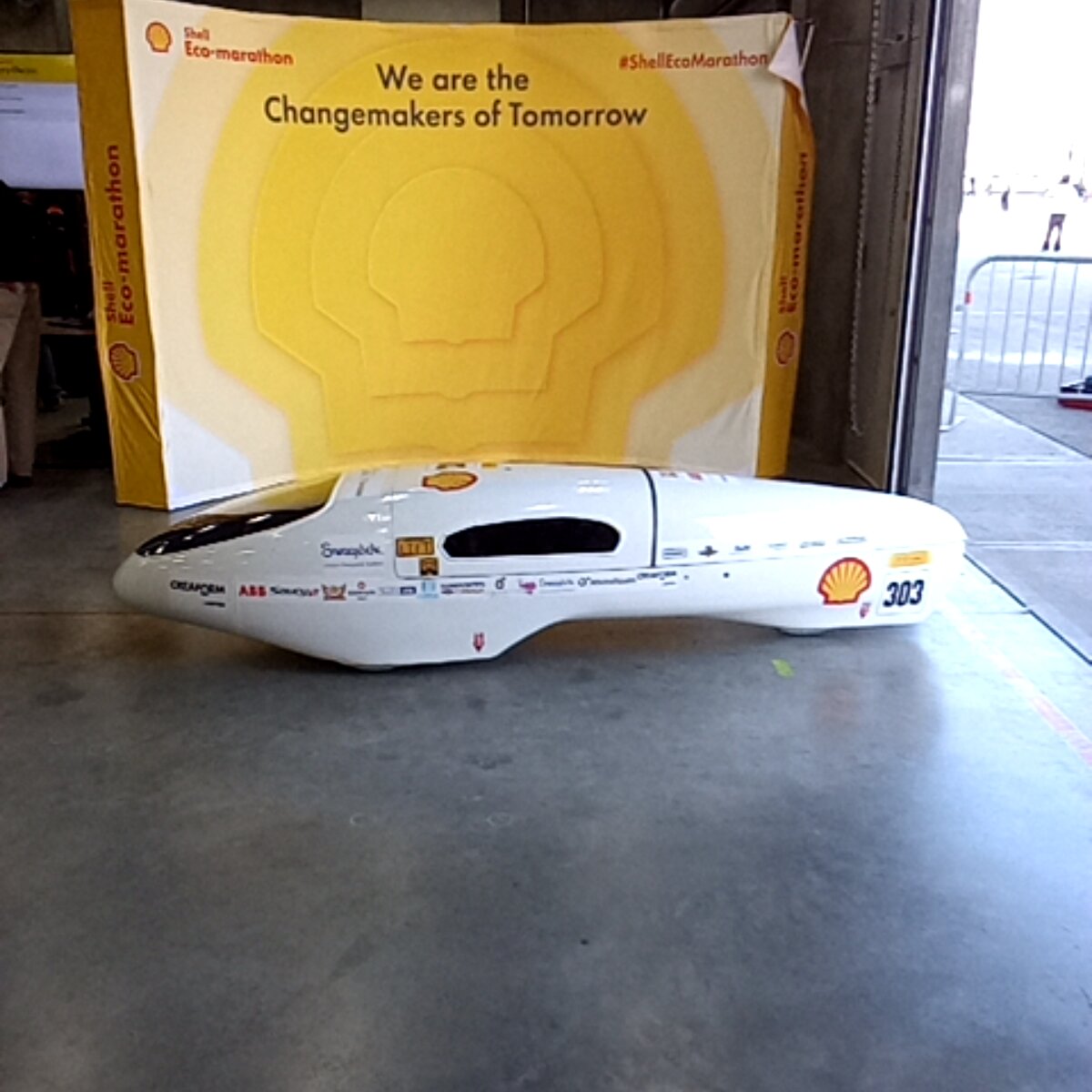 Vehicle photo